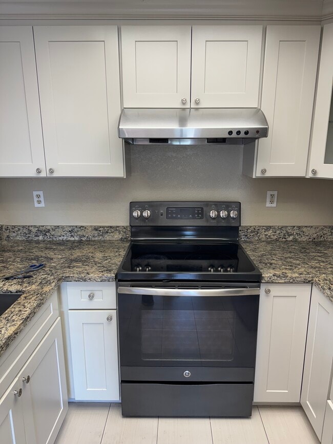 Building Photo - 582 Elk Ridge Way