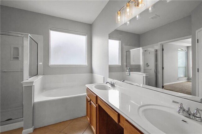 Building Photo - 757 Bent Wood Pl