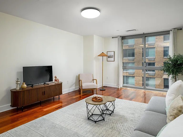 Building Photo - 201 Marin Blvd