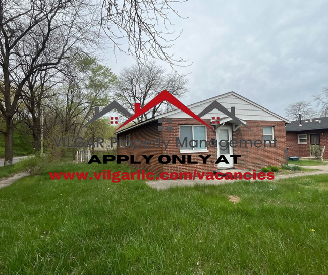 Building Photo - Your Next Home is Here — and it’s got all ...