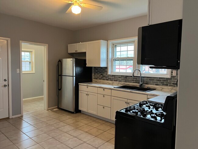 Building Photo - 6243 S Keating Ave