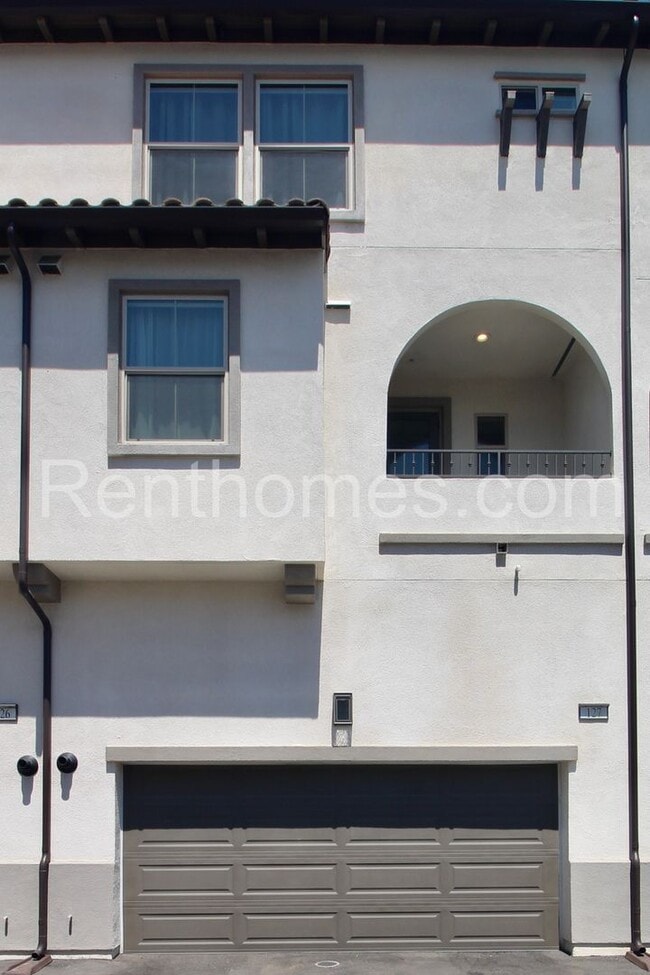 Building Photo - 1716 Discovery Falls Dr