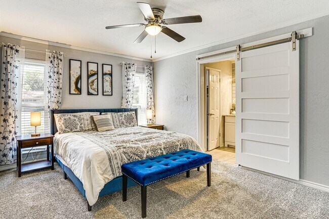 Building Photo - 4626 Trailwood Dr