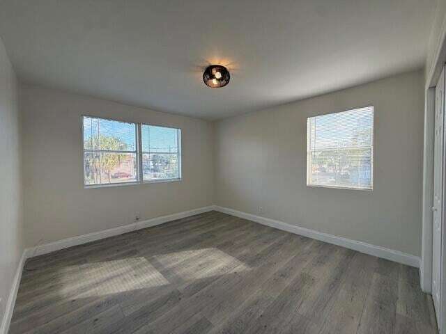 Building Photo - 904 4th St