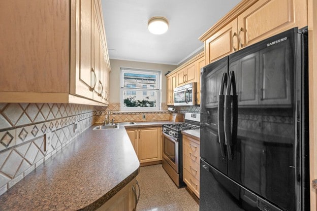 Building Photo - 3226 Geyer Ave