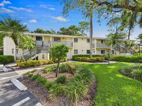 Building Photo - Furnished 2BR/2BA Pine Haven Condo with Pr...