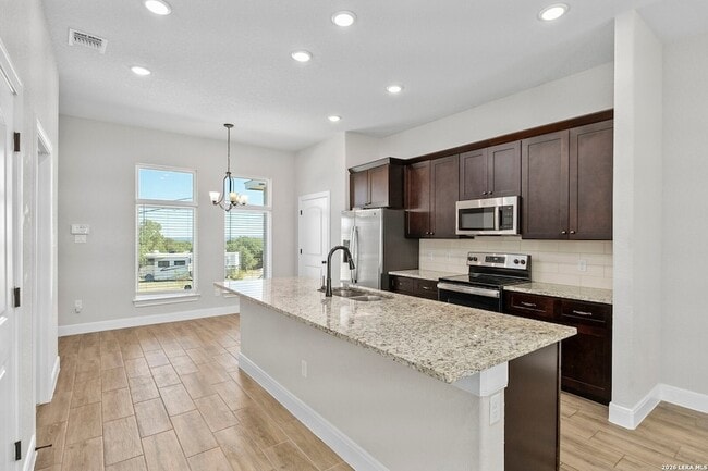 Building Photo - 229 High Dr