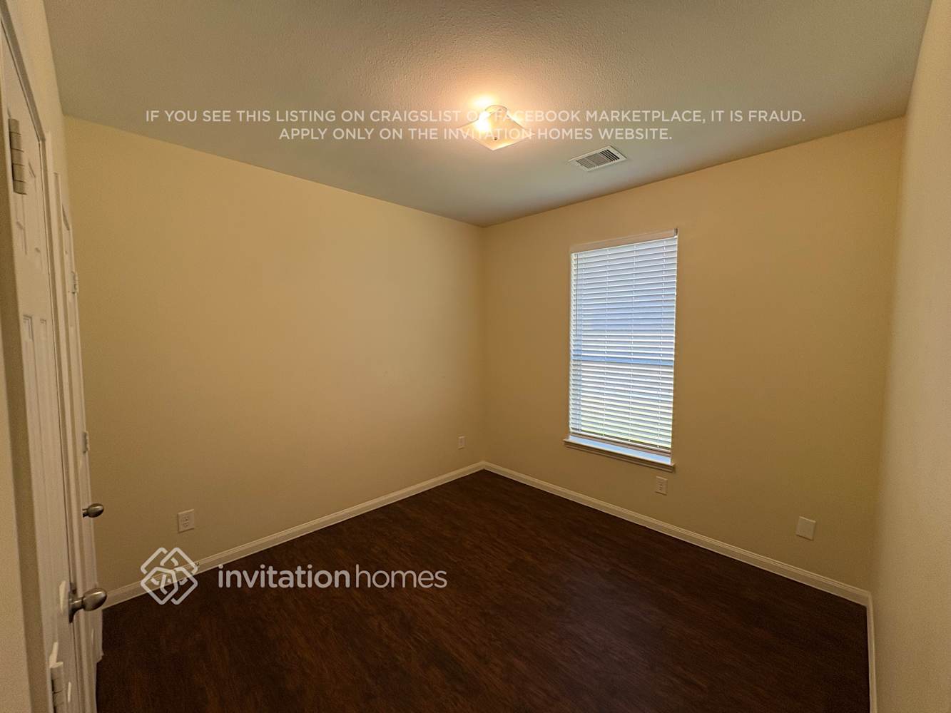 Building Photo - 13529 Raintree Dr