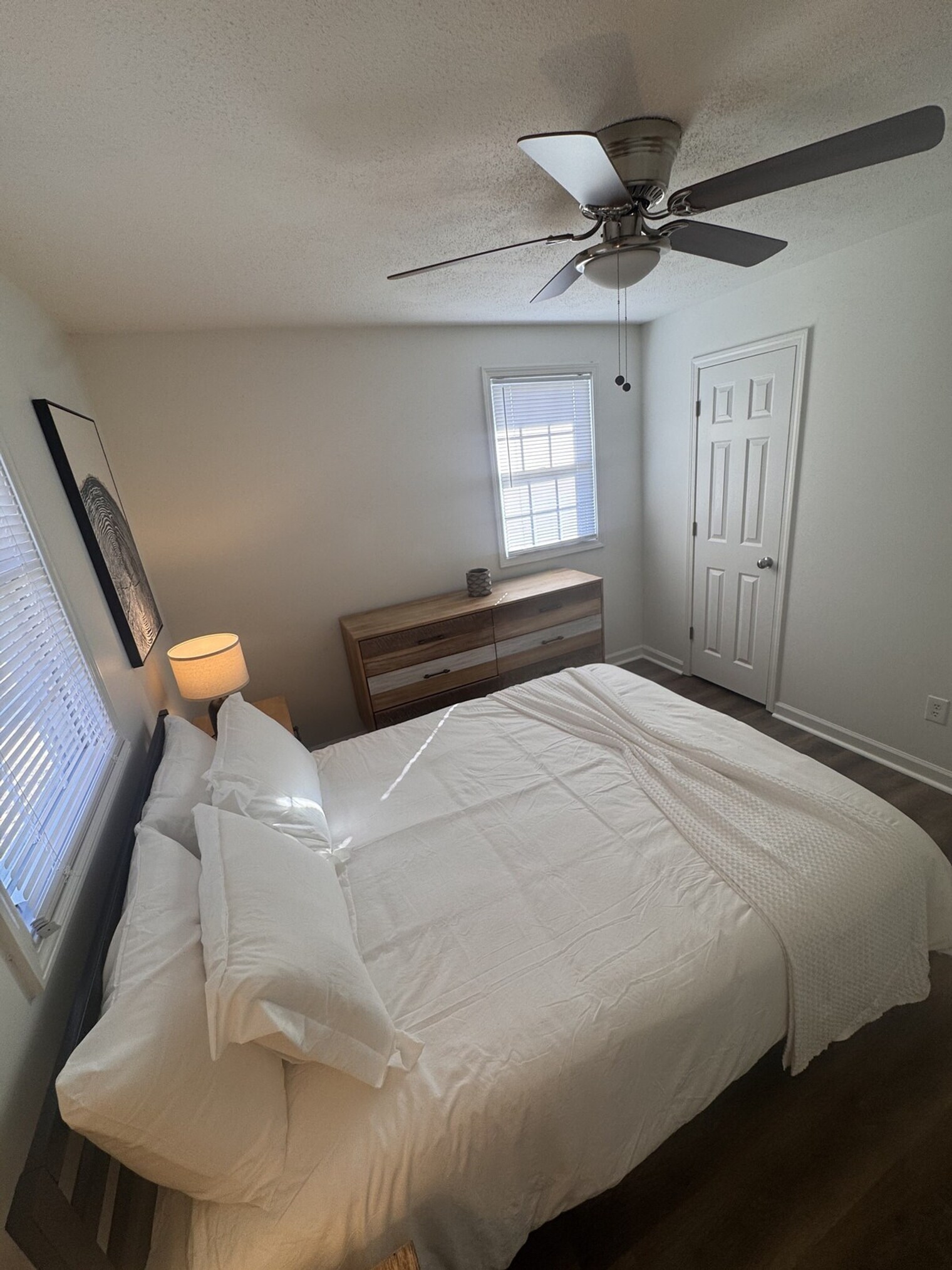 Building Photo - 5765 Heritage-SI ID1472906P