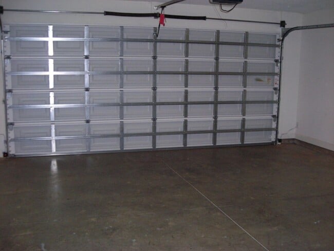 Building Photo - 123 Clusters Cir