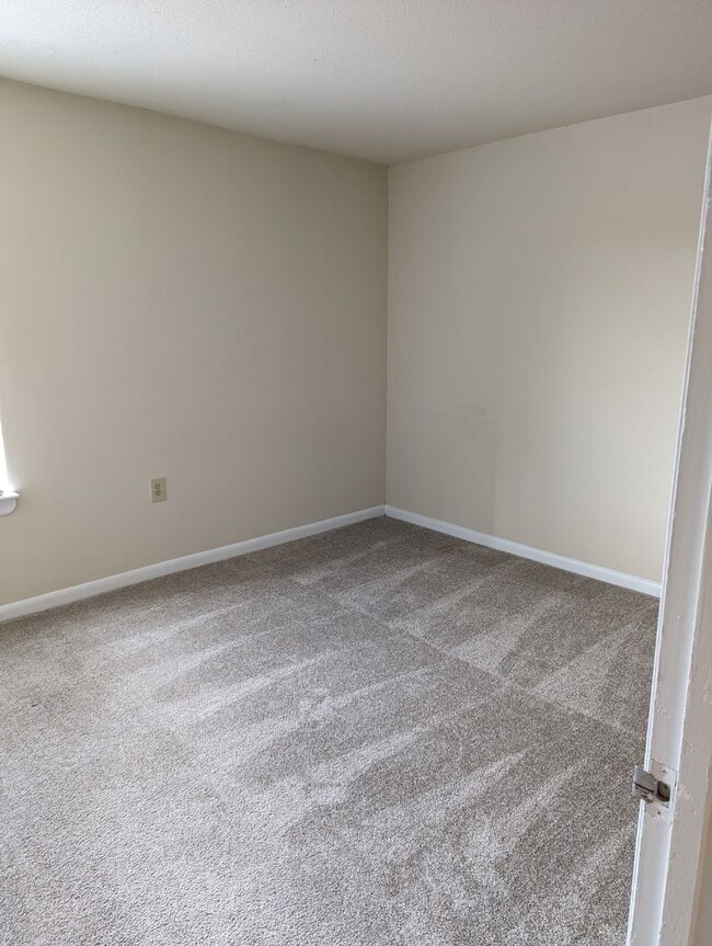 Building Photo - Come Home to Bolinwood Condominiums  - AVA...