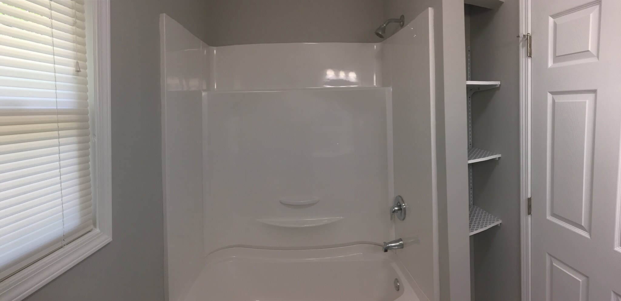 Building Photo - 605 N Adair Street Apt #1