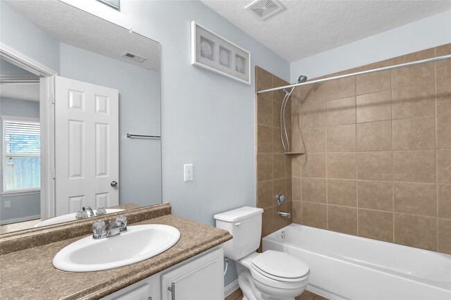 Building Photo - 10939 Clearsable Ln