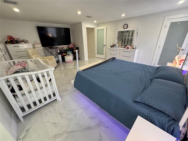 Building Photo - 10412 SW 173rd St