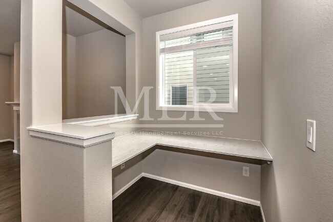 Building Photo - Elegant 4BR Covington Rental with Chef’s K...