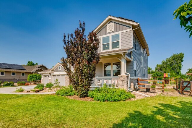 Building Photo - Spacious 5 BDR Family Home in Niwot