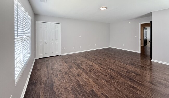 Building Photo - 4604 Miller Dr