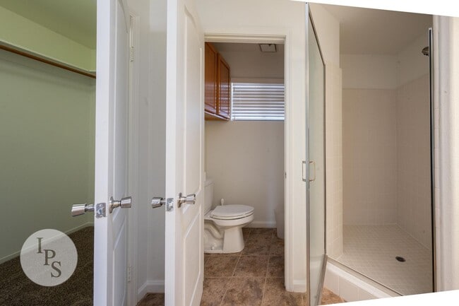 Building Photo - Gated Fresno NW Home, 3BR/2BA, in CUSD - L...