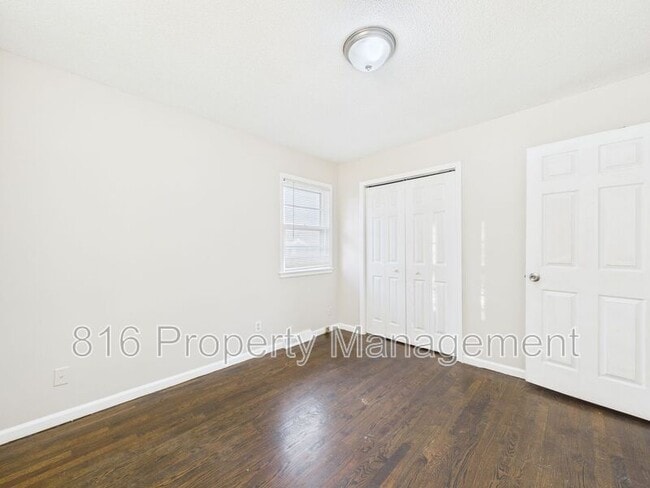 Building Photo - 6304 E 150th Terrace