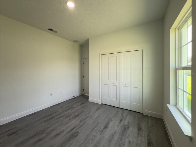 Building Photo - 1686 SW 162nd St