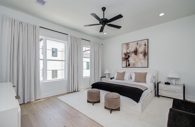 Building Photo - 8702 Ojeman Villas Dr