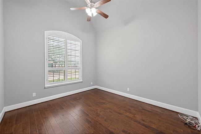 Building Photo - 16811 Kilgarth Dr