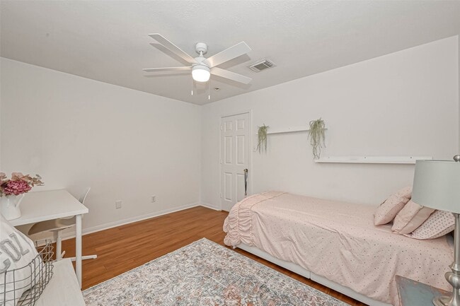 Building Photo - 16535 Oat Mill Dr