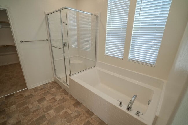 Building Photo - Spacious 4-Bedroom Home with Solar in Vale...