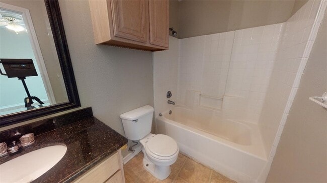 Building Photo - 1621 Park Pl