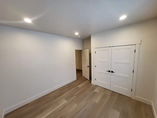 Building Photo - 3783 SW 47th St