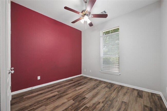 Building Photo - 3628 Hawk Ridge St