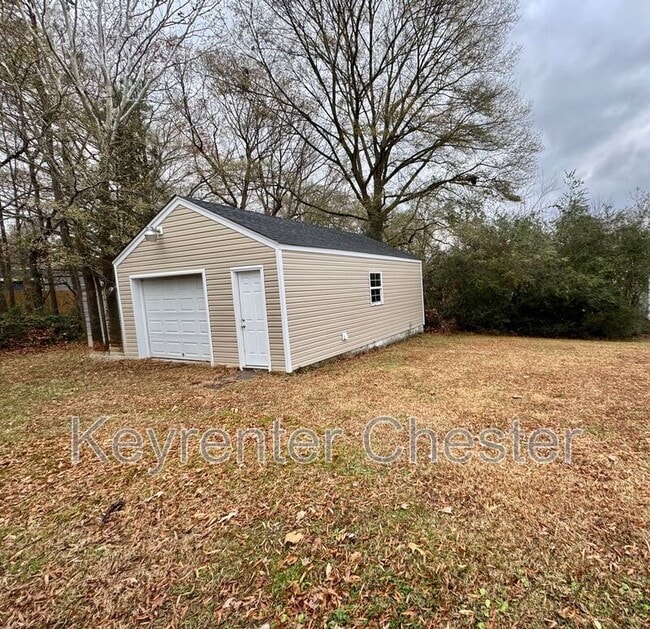 Building Photo - 2607 Petersburg St