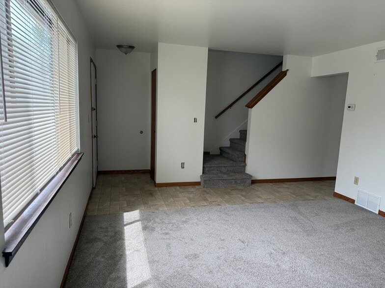 Building Photo - 3631 Clairmont St