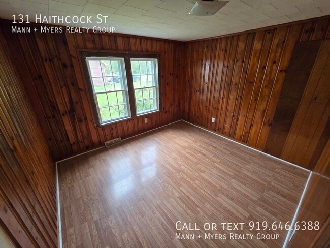 Building Photo - 131 Haithcock St