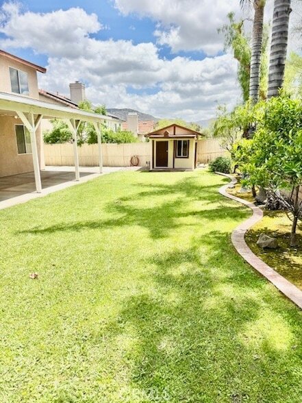 Building Photo - 10200 Cartagena Dr