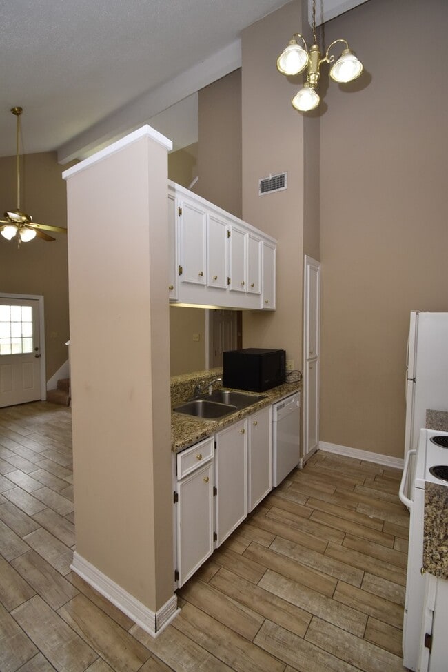 Building Photo - Lots of Updates with Granite Countertops