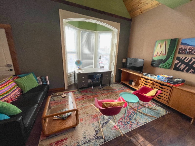 Building Photo - 411 W Quartz St