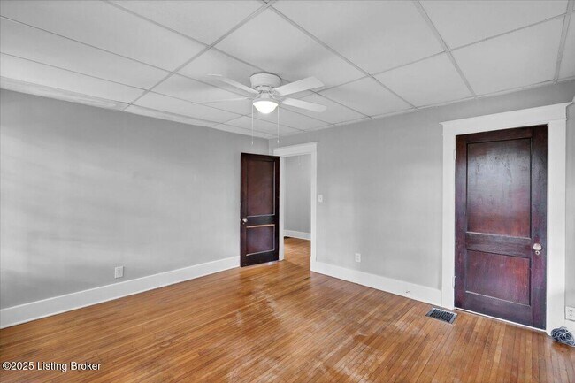 Building Photo - 2059 Alta Ave
