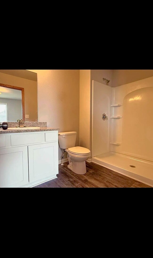 Building Photo - 1044 Witbeck Dr