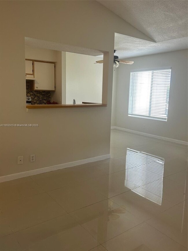 Building Photo - 815 Boynton Beach Blvd
