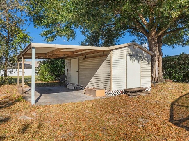 Building Photo - 1503 Lund Ave