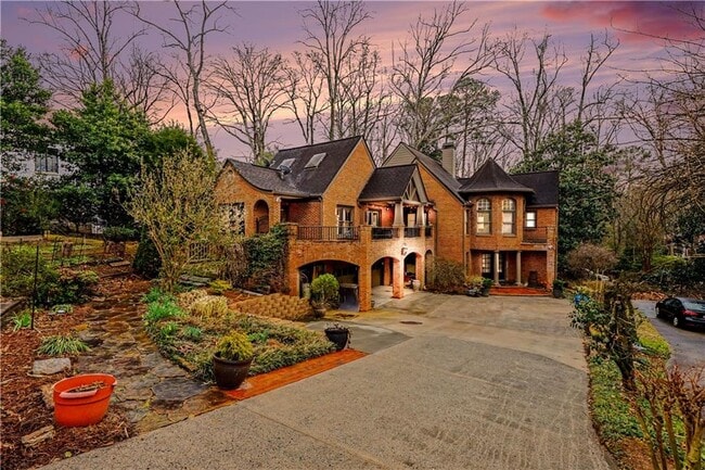 Building Photo - 1917 N Decatur Rd