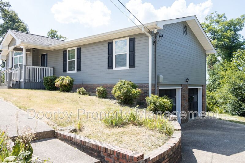 Building Photo - 2807 Bent Oak Rd