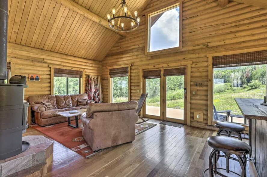 Building Photo - 3284 San Juan Vista Rd