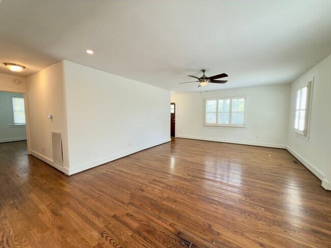 Building Photo - 1227 Old Hickory Blvd