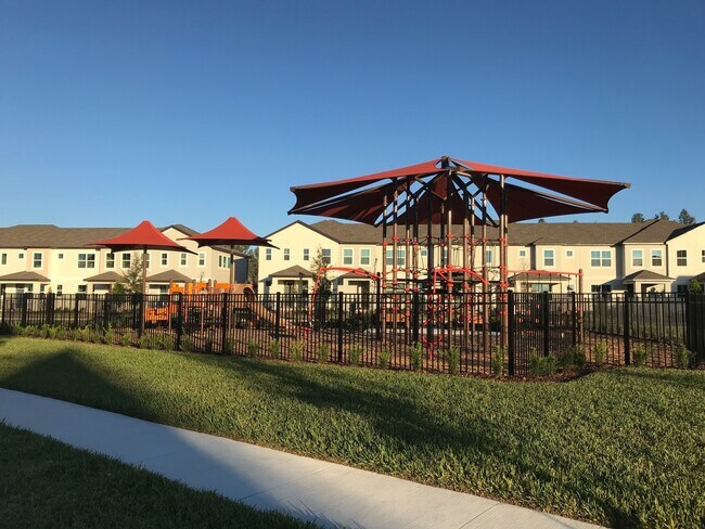 Building Photo - 3 bedroom Watermark  Winter Garden Townhouse for rent