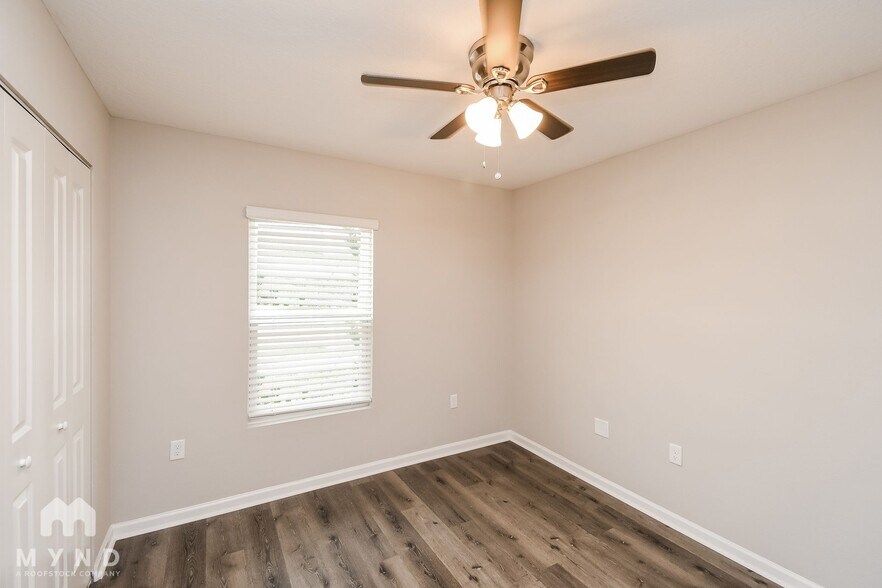 Building Photo - 12372 Cherry Bluff Dr