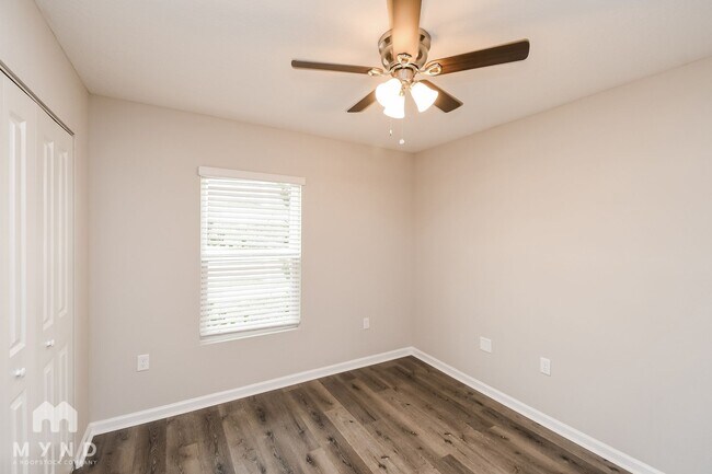 Building Photo - 12372 Cherry Bluff Dr