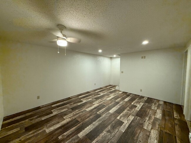 Building Photo - Two bedroom, one and bathroom townhome loc...