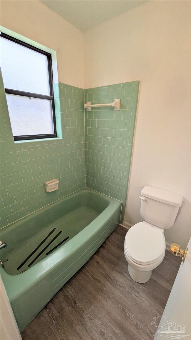 Building Photo - 1025 Revere Dr